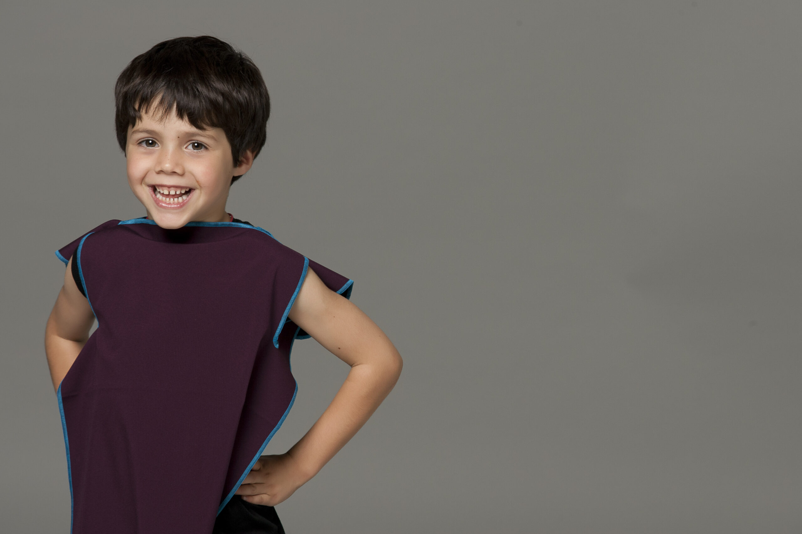 Mason wearing bibbitec - The ultimate bib